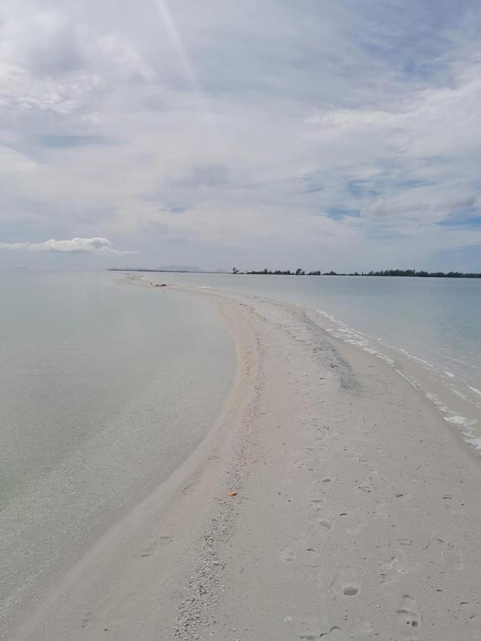 Praia Seca, 10 Pessoas, Em Frente A Lagoa Do Tome Araruama Kültér fotó